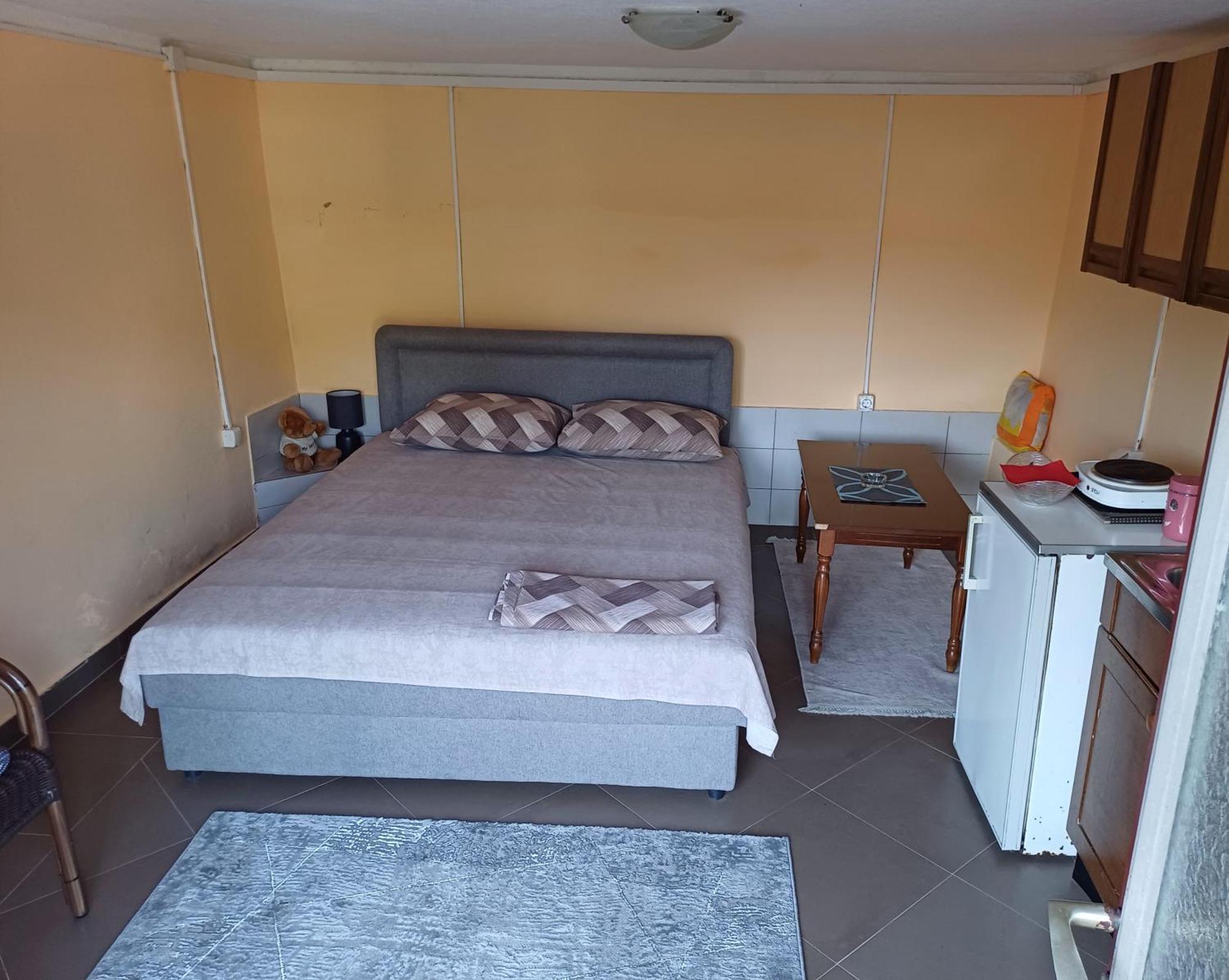 Apartman Pavle 비르파자르 외부 사진